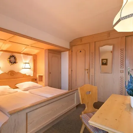 Hotel Alpenhof