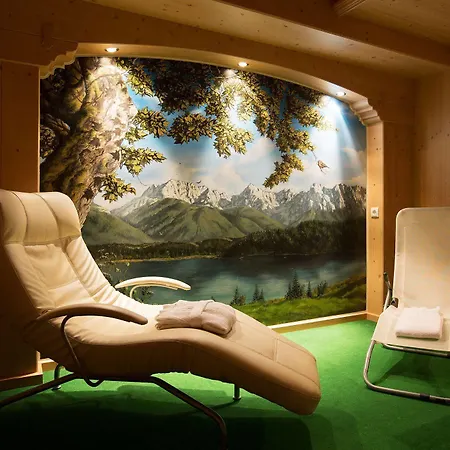 Alpenhof Otel 3*